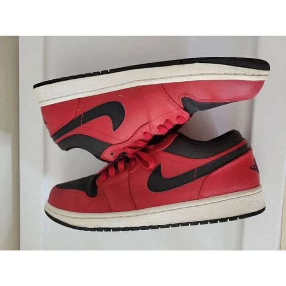 Jordan 1 Retro LowGym Red Black White 10.5 - Picture 6 of 15